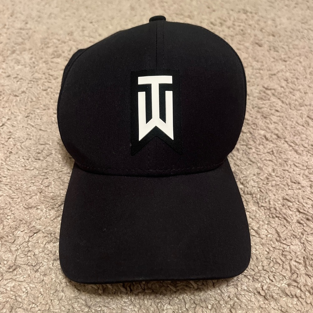 Nike Golf Tiger Woods Dri-Fit hat